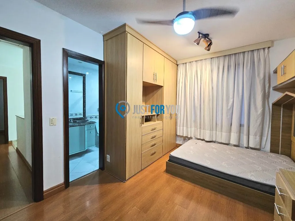 Furnished 4-bedroom house with 5 bathrooms and 350 m² — photo 32
