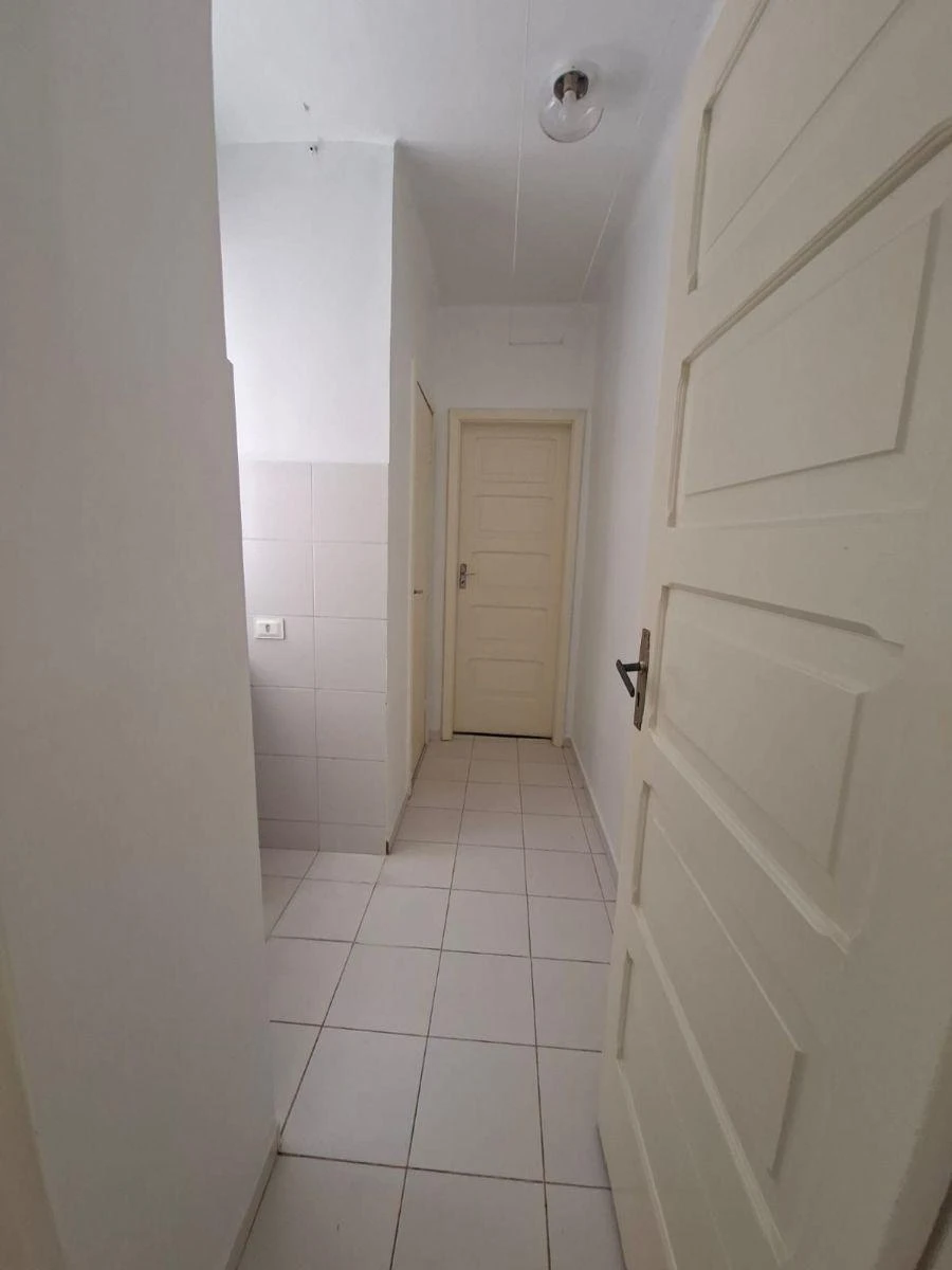 Дерев'яна підлога або ламінат та 3 спальні: квартира 137 м² — photo 11