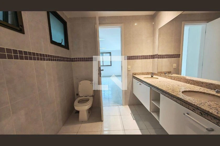 Apartamento de 5 quartos com máquina de lavar — photo 24