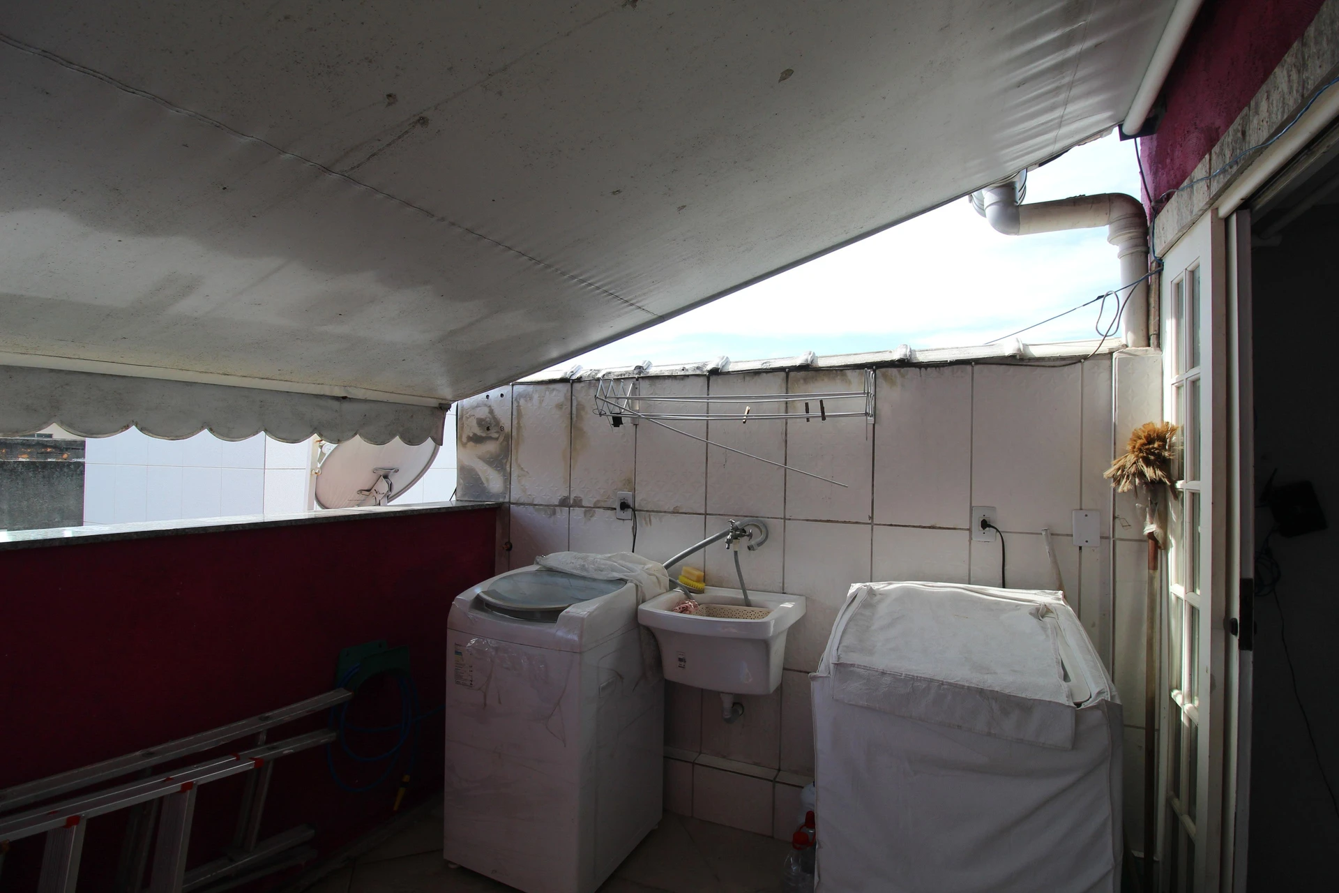 Casa amueblada con 3 dormitorios y cocina cerrada — photo 16