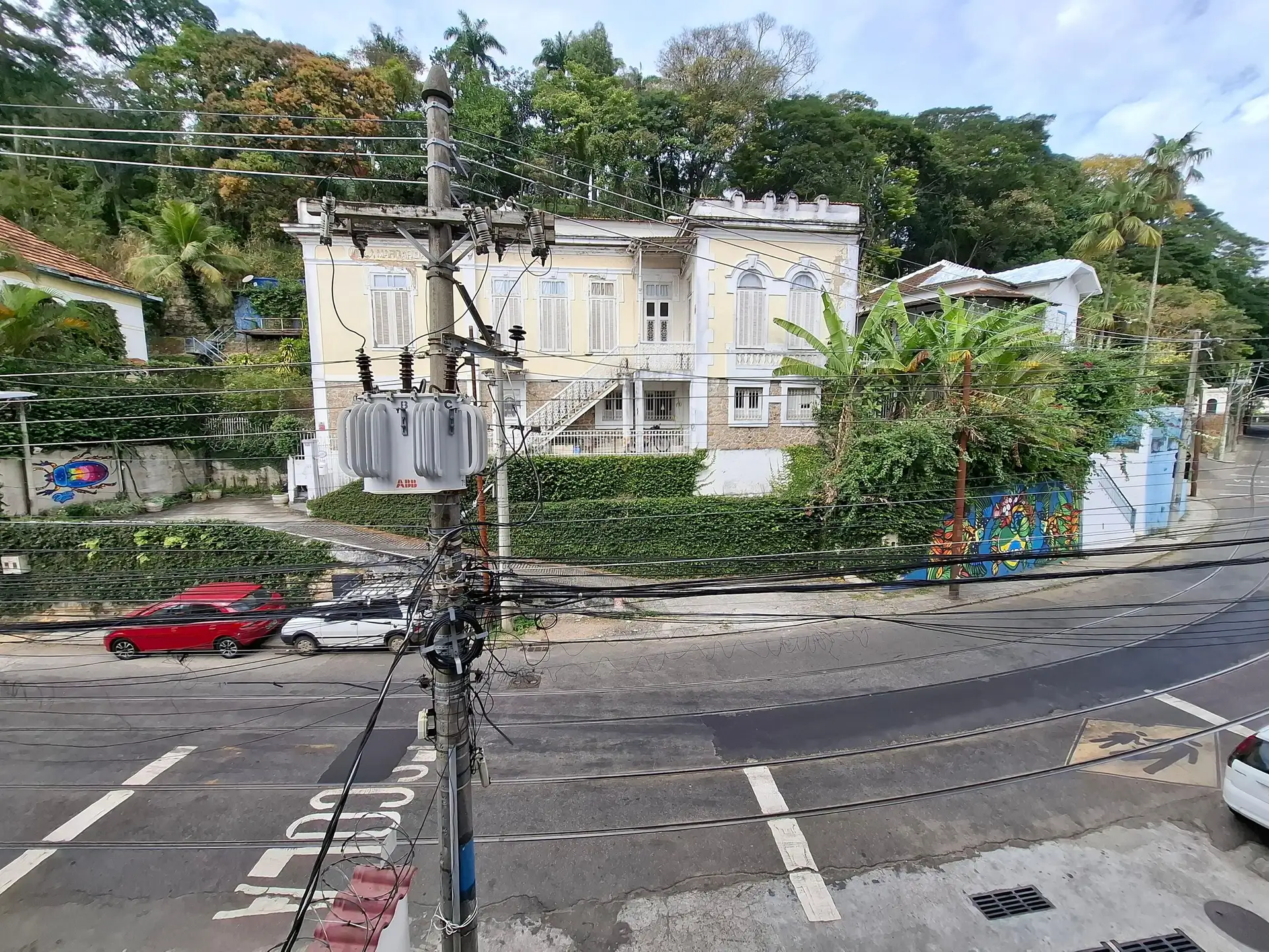 Furnished 4-bedroom apartment with 2 bathrooms — photo 30
