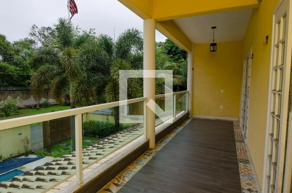 Casa mobiliada com 4 dormitórios e área de lavanderia — photo 8