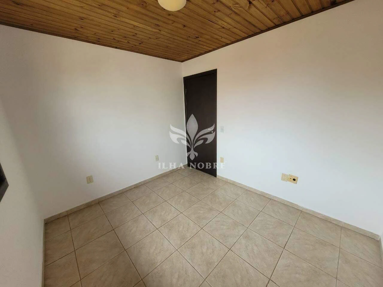 2-bedroom, 95 m² house in Florianópolis — photo 17