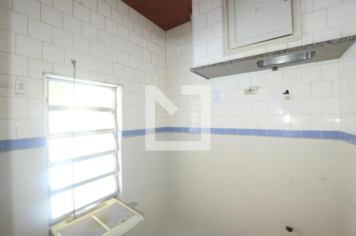 Rental apartment with 2 bedrooms and 1 bathroom — photo 2