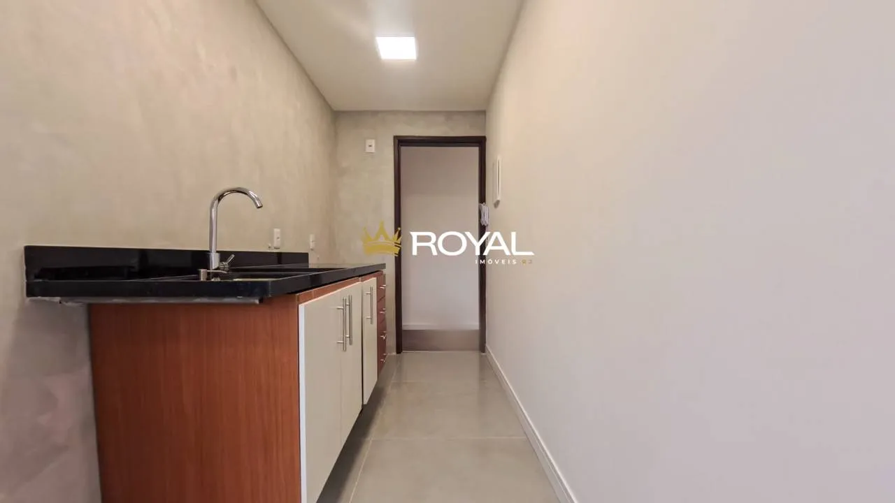 Apartment, 76 m², with wood or laminate floors — photo 22
