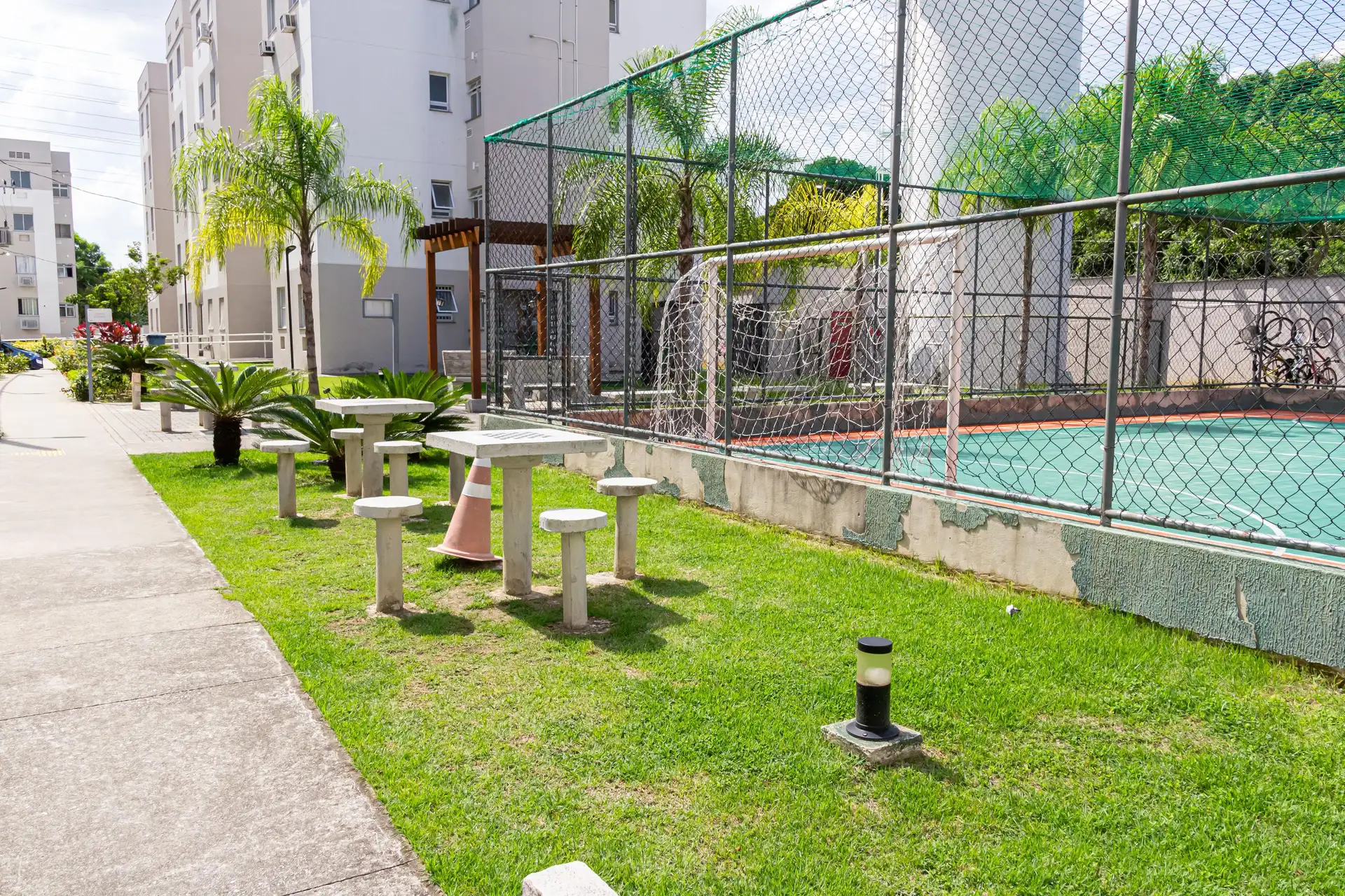 Apartamento de alquiler con 2 dormitorios y 1 baño