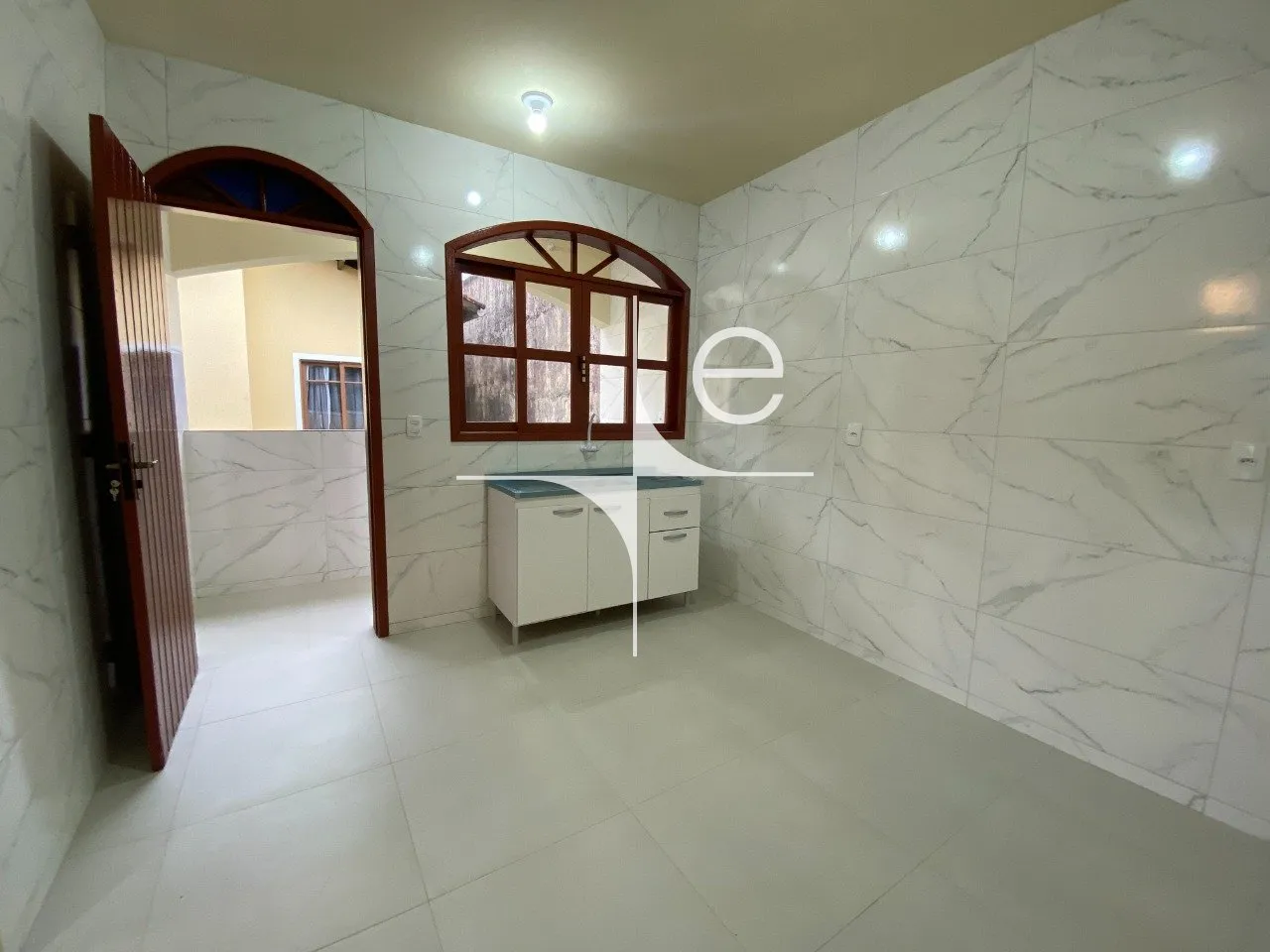 Garden in a 2-bedroom house, 90 m² — photo 7