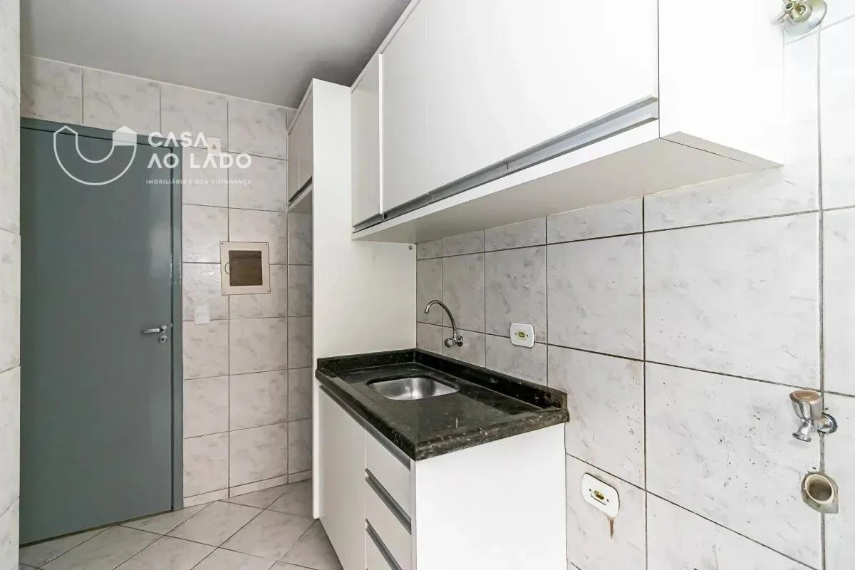 Apartamento com piso de madeira ou laminado, Tingui — photo 4