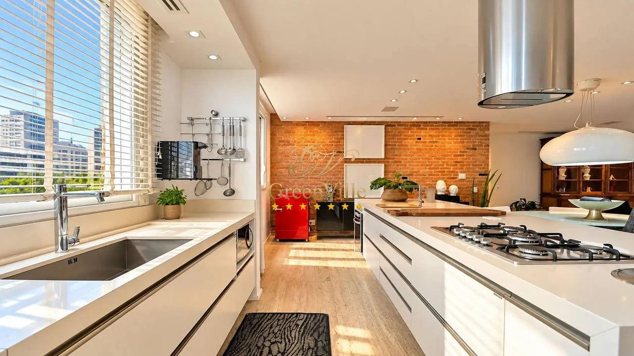 3-bedroom apartment in a building with a sauna — photo 19