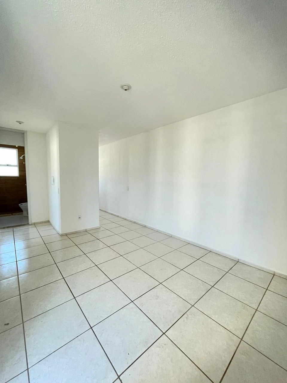 Unfurnished 2-bedroom apartment with 1 parking space — photo 10
