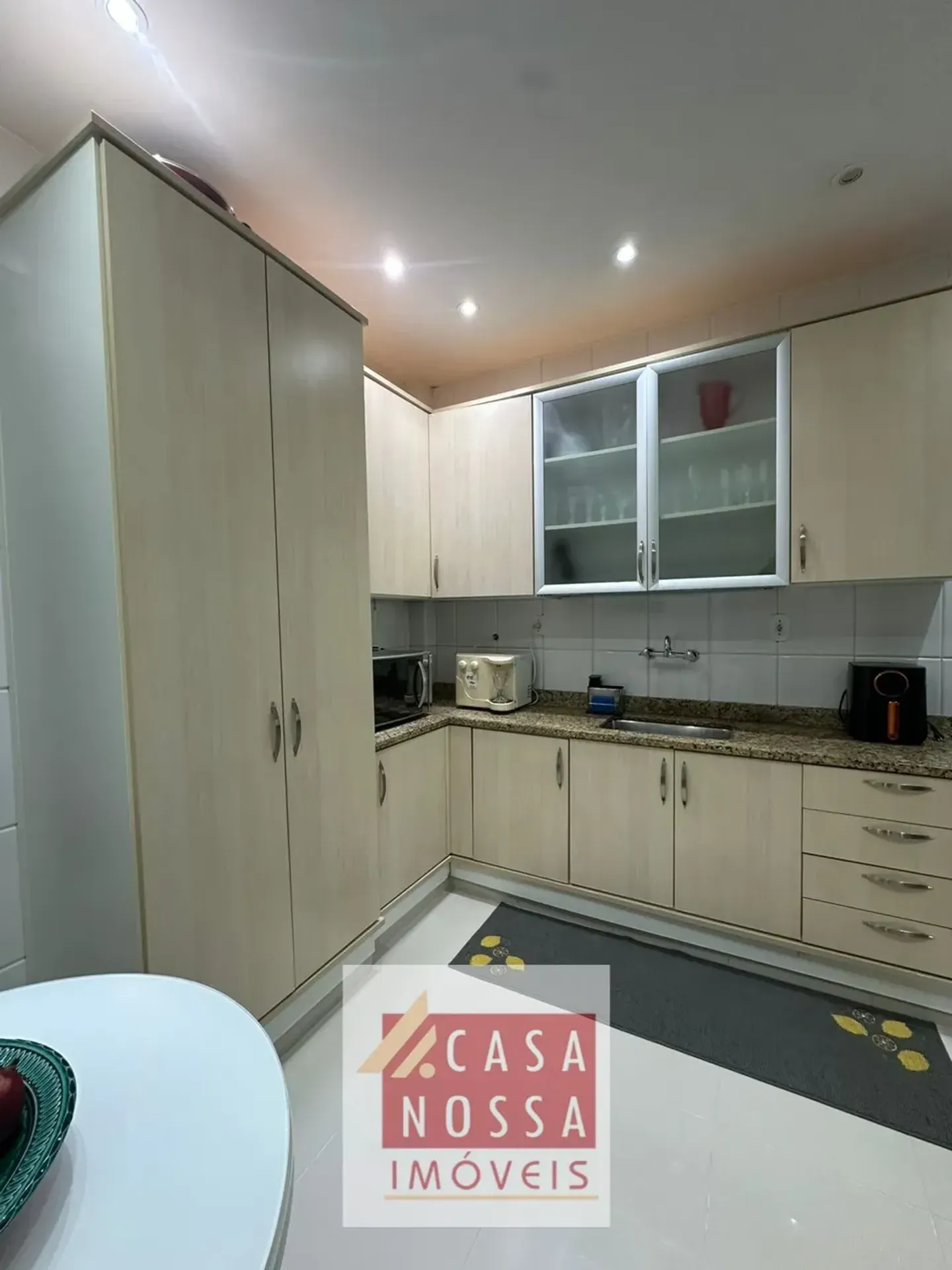 3-bedroom apartment with a park view — photo 32