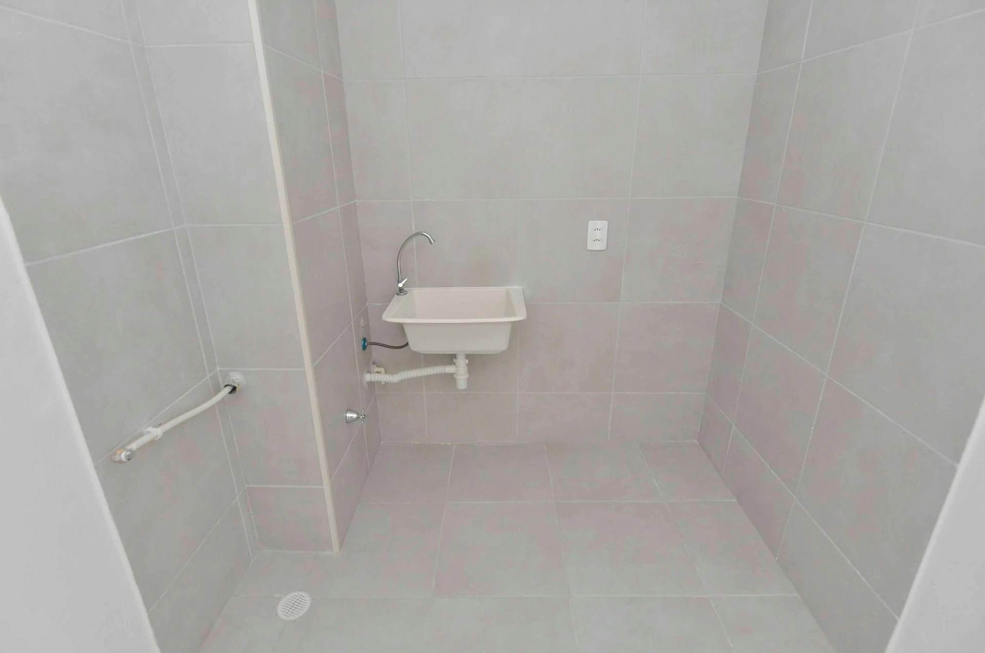 Apartamento de 2 quartos em condomínio com academia — photo 6