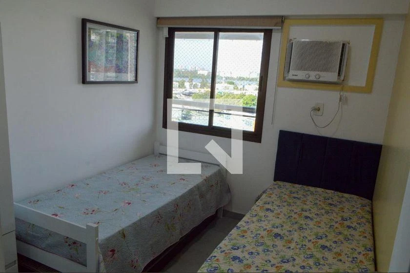 3-bedroom apartment in a building with a gym — photo 20