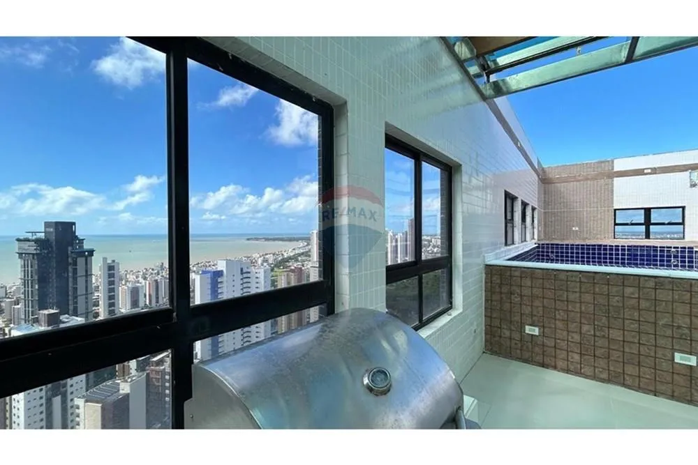 Furnished duplex apartment with open kitchen and 430 m² — photo 8