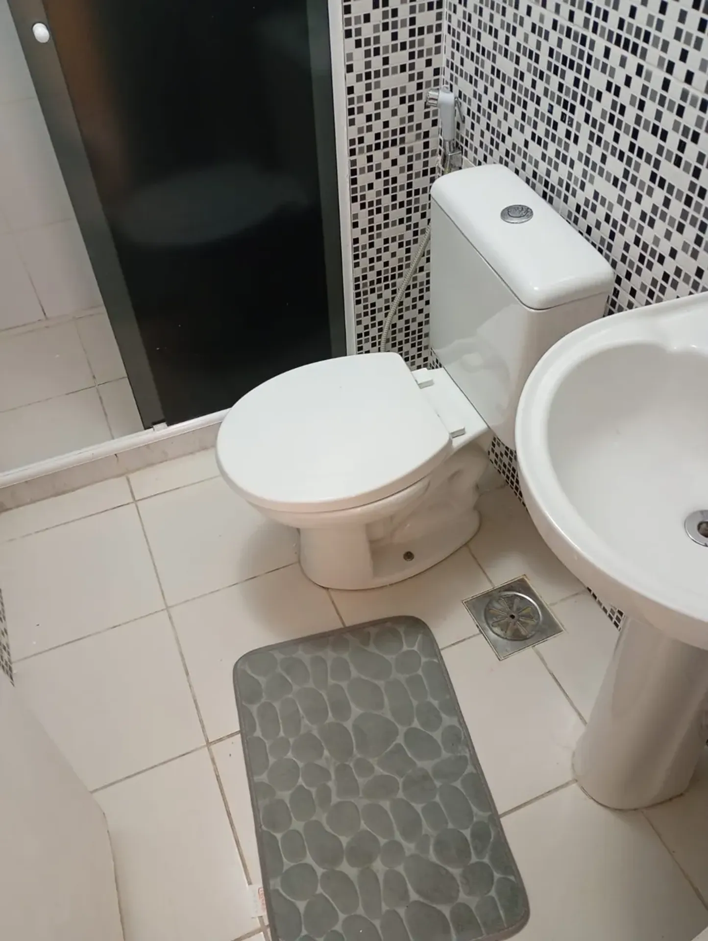 Будинок 50 м² із заскленим балконом та робочим місцем — photo 19