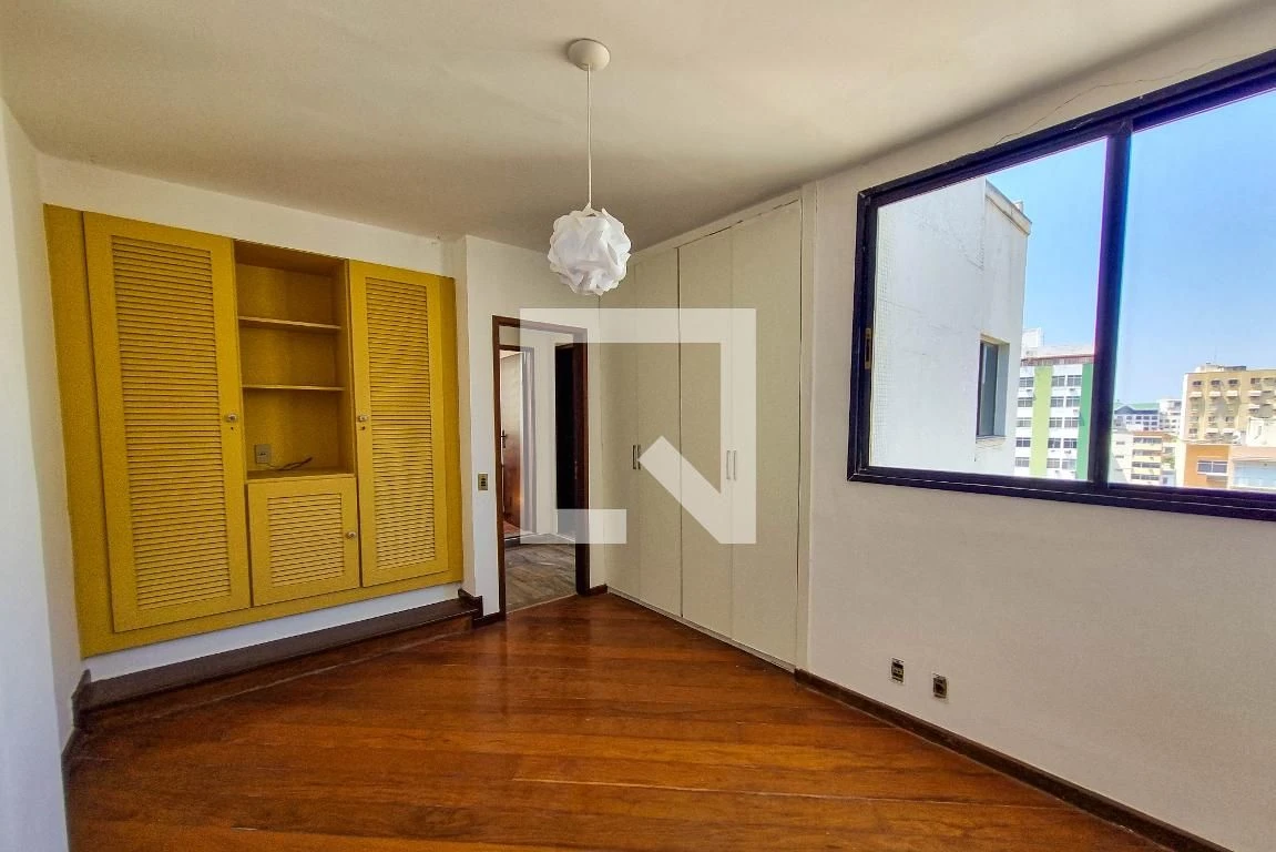 Home office in a 5-bedroom apartment, 127 m² — photo 51
