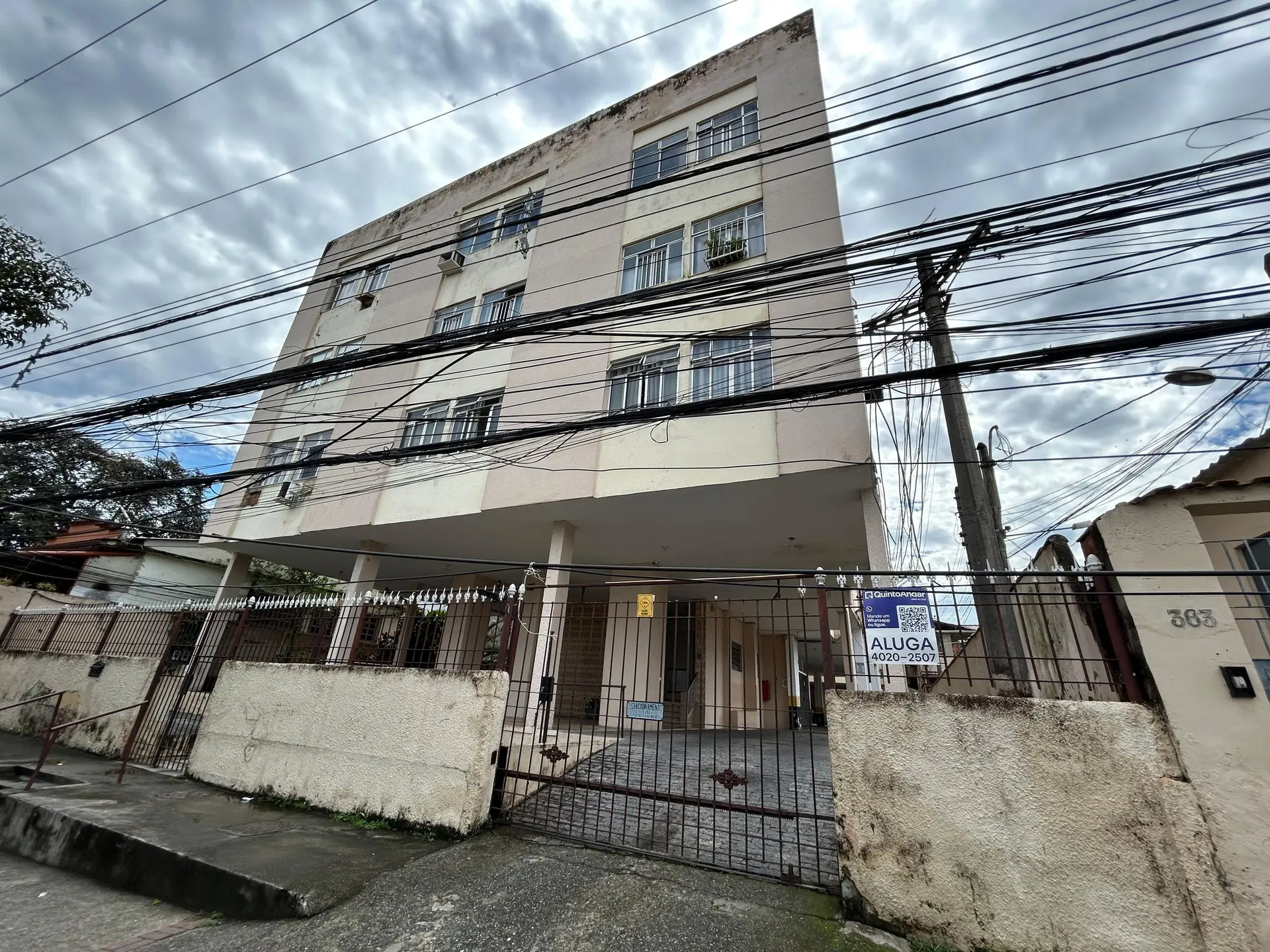 Unfurnished 1-bedroom apartment with 1 parking space — photo 28