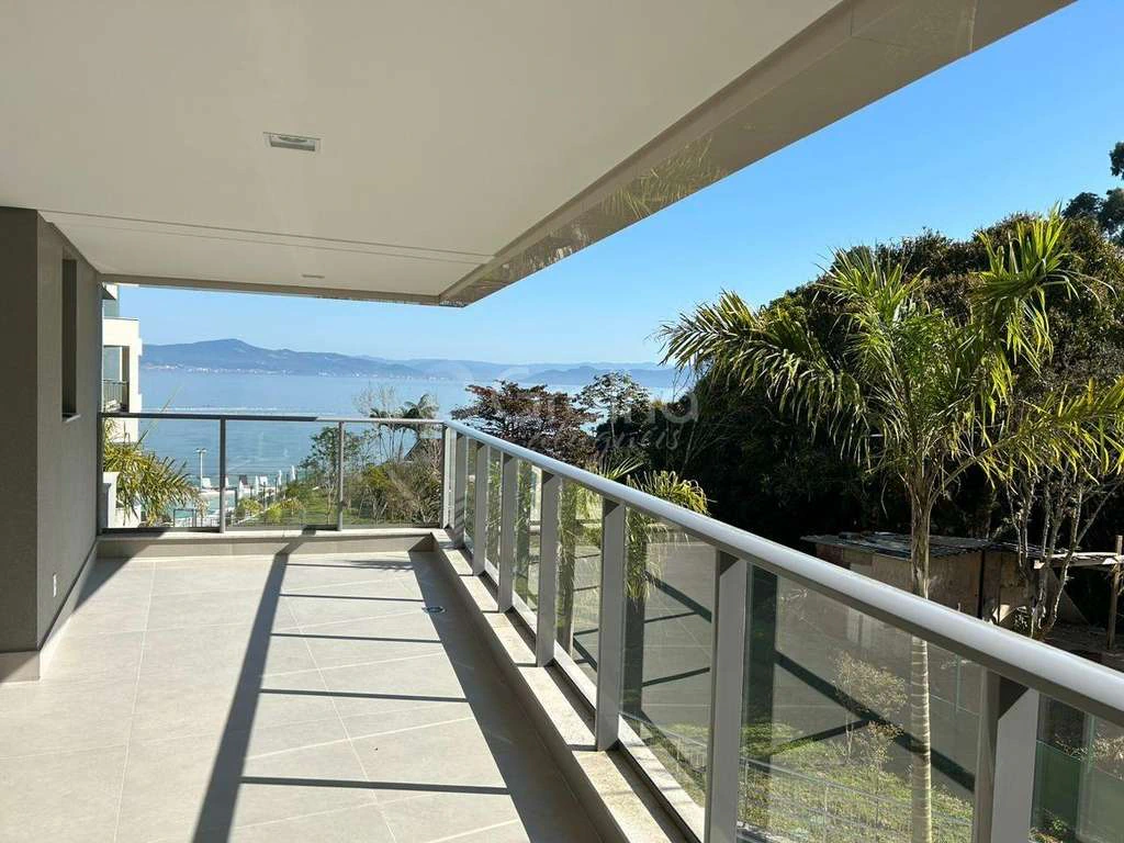 Apartment with 3 en-suite bedrooms and private BBQ — photo 2