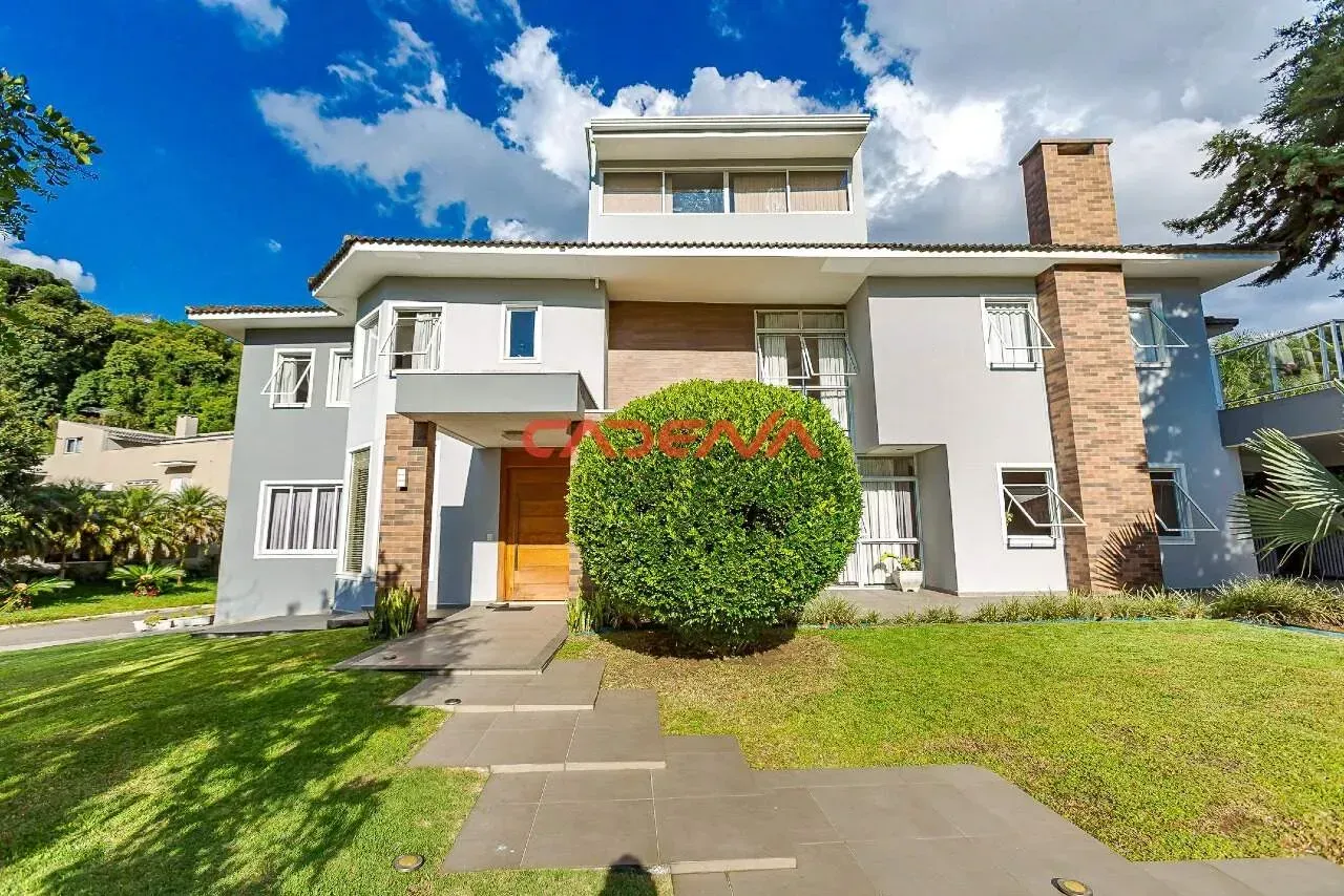 House with 4 en-suite bedrooms and private BBQ