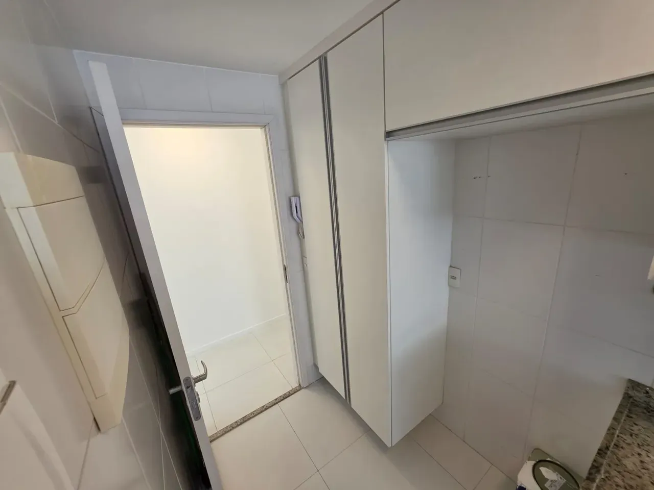 3-bedroom apartment in a building with a sauna — photo 30