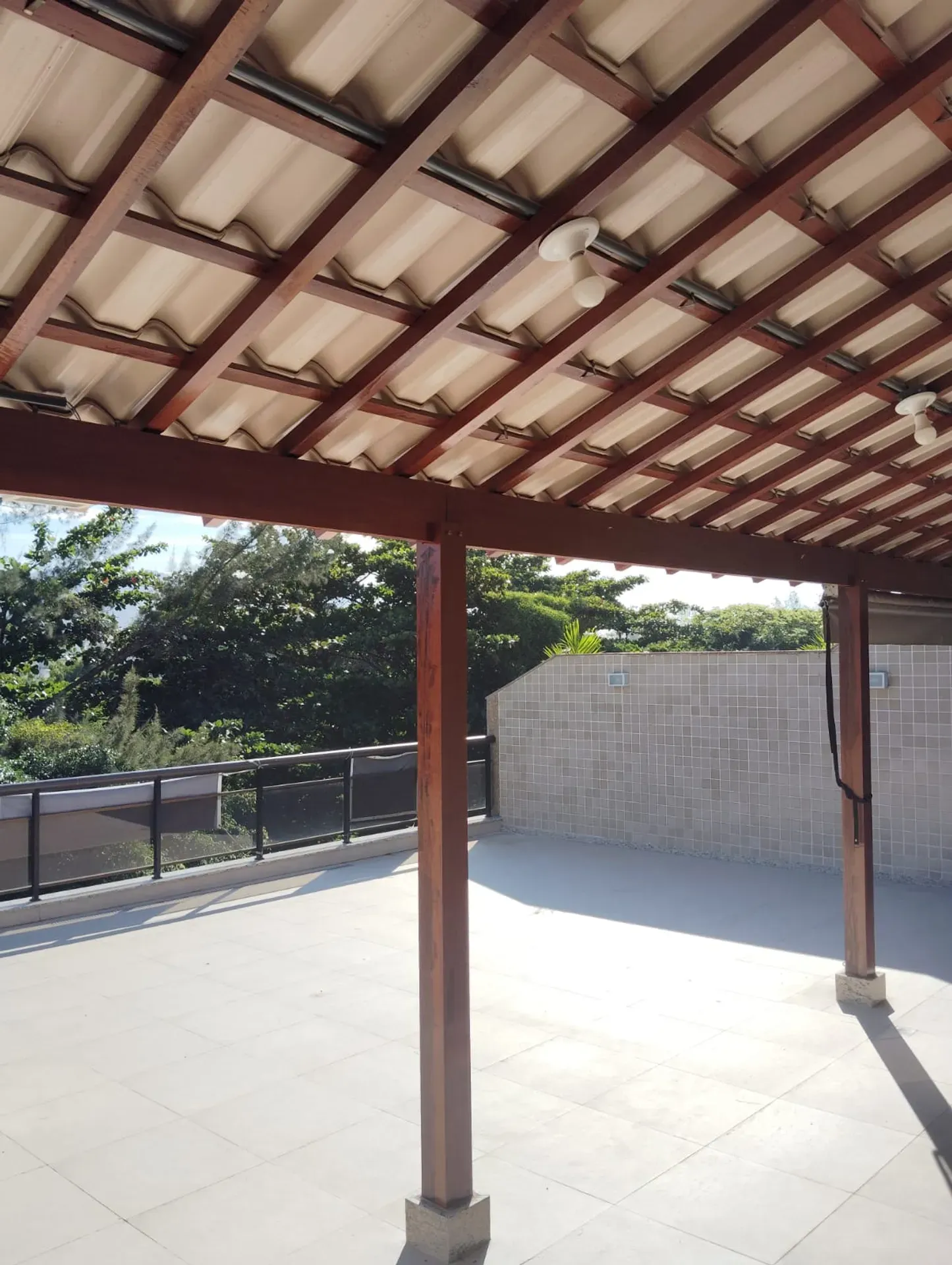 Apartment, 206 m², with a grill on the balcony — photo 14