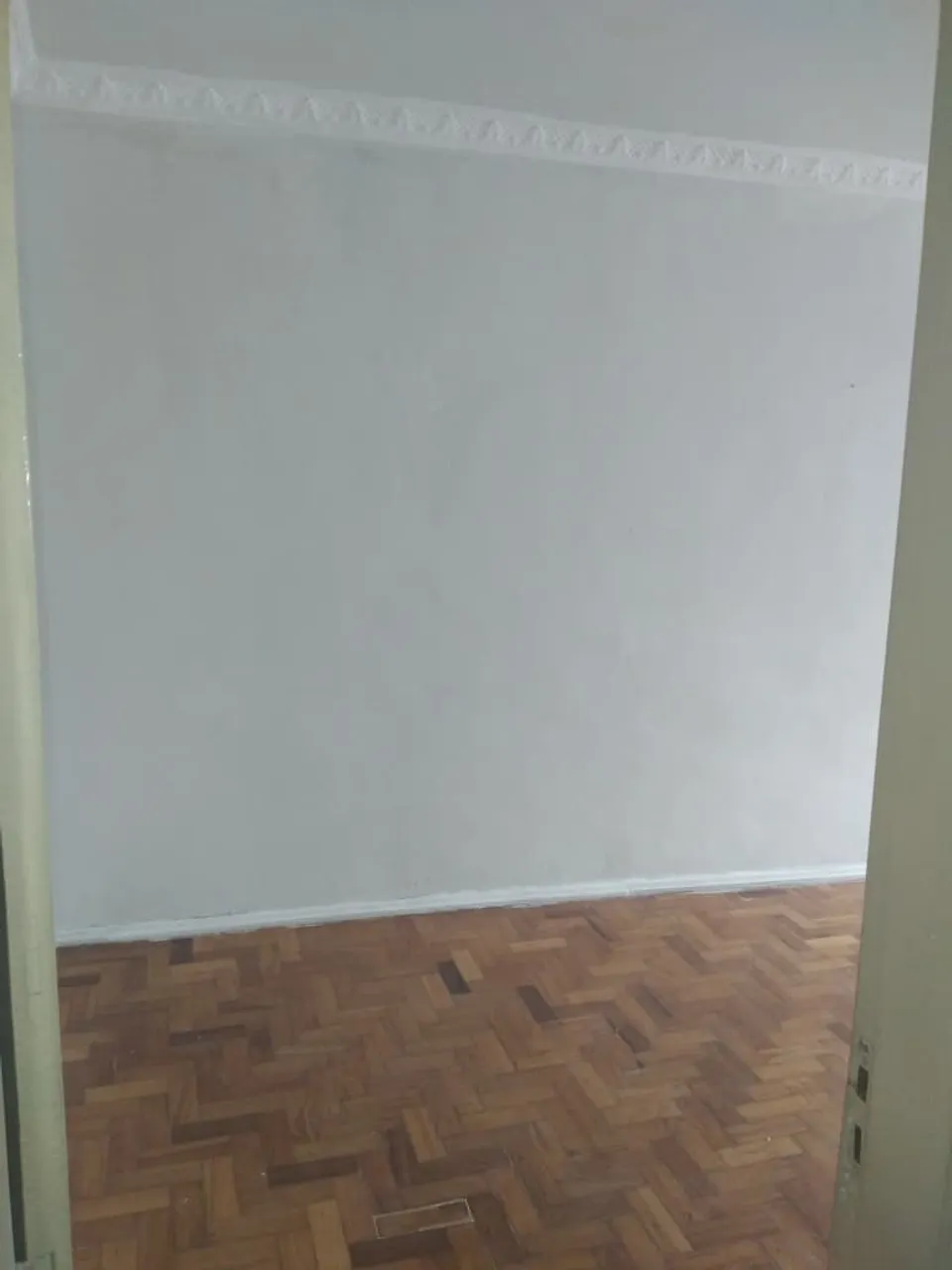 Unfurnished apartment with 2 bedrooms and 1 bathroom — photo 12
