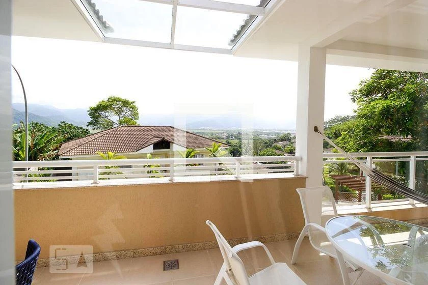 House for rent with 4 en-suite bedrooms and 450 m² — photo 7
