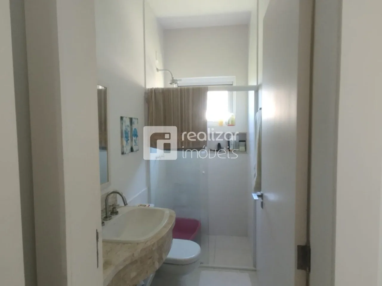 Furnished house with 4 bedrooms and 190 m² plus a garden — photo 24