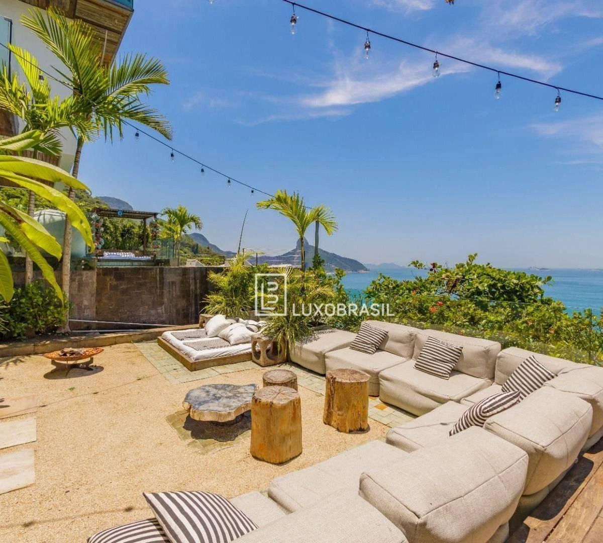 Furnished 800 m² house with 5 en-suite bedrooms — photo 17