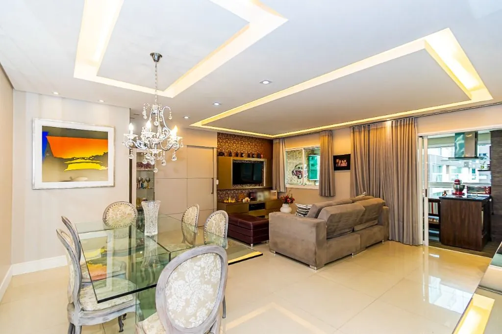 Furnished apartment with 3 en-suite bedrooms