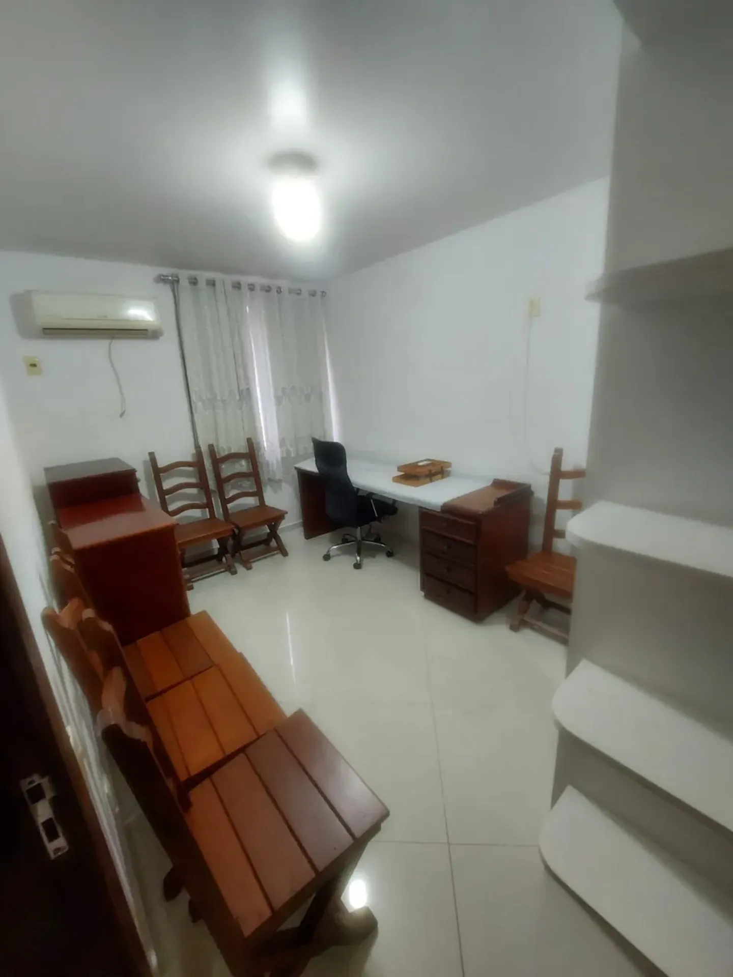 Home office in a 3-bedroom house, 169 m² — photo 18