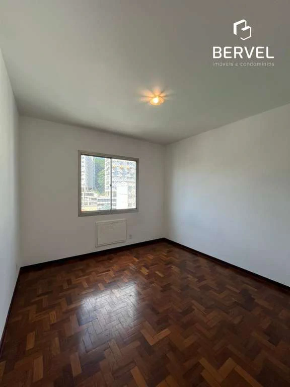 112 m² rental apartment with 3 bedrooms and city view — photo 15