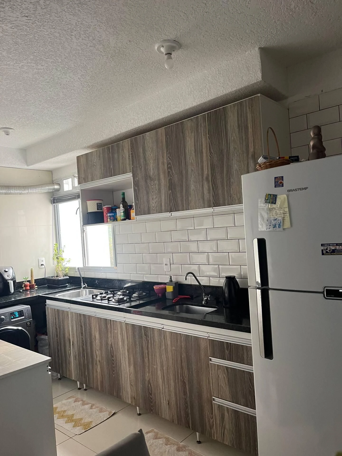 Furnished 2-bedroom apartment with a gas kitchen — photo 2