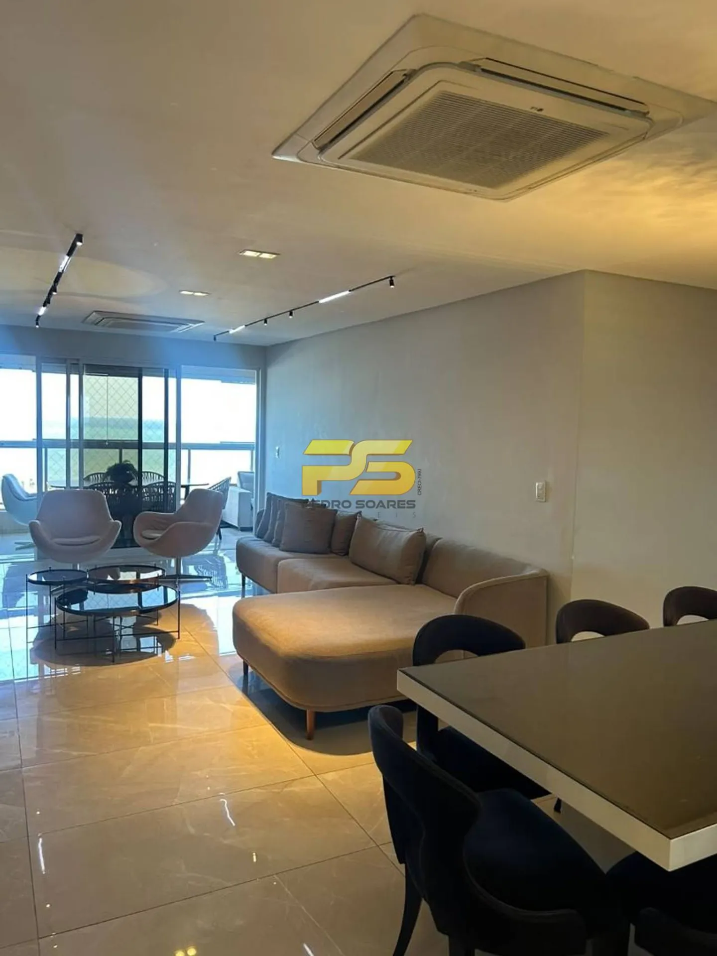 3-bedroom apartment with a water view — photo 5