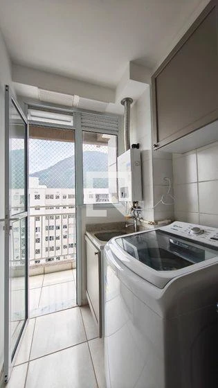 Mountain view in a 2-bedroom apartment, 53 m² — photo 31