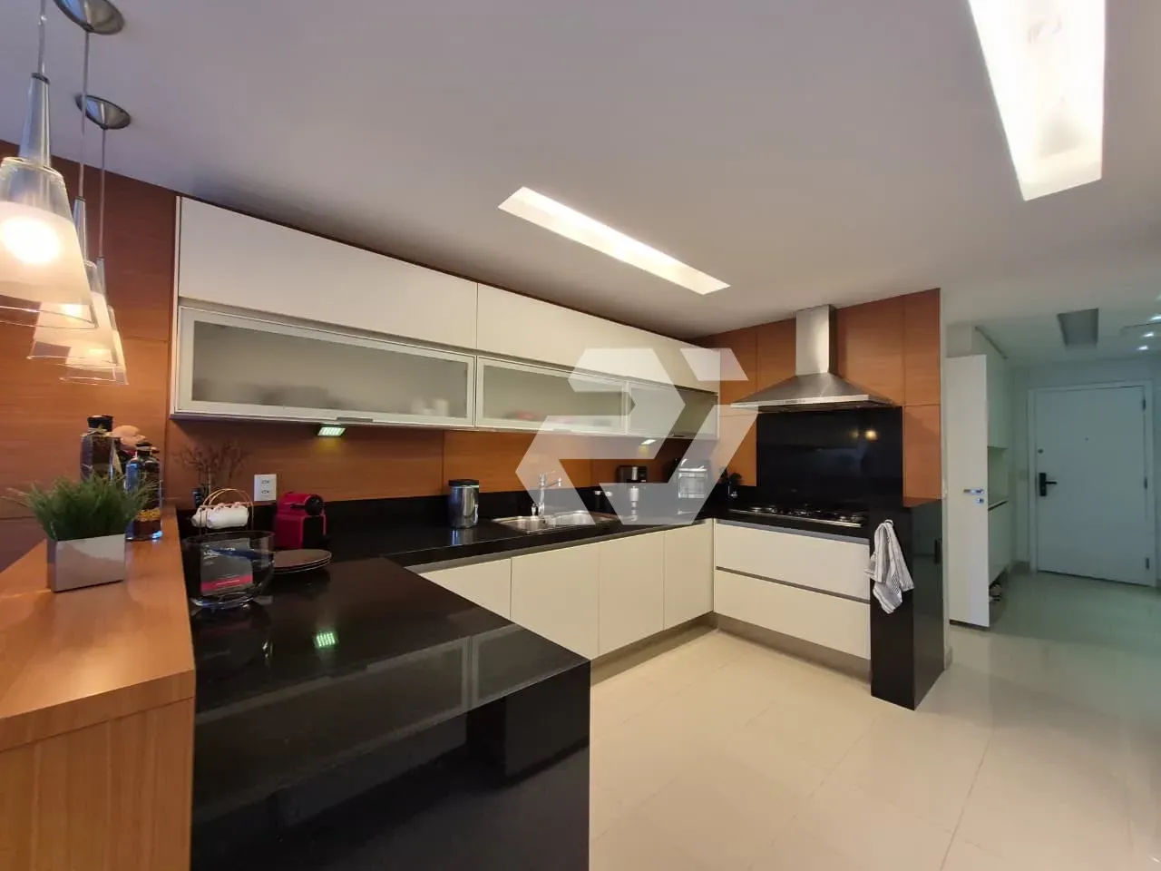 4-bedroom, 5-bath apartment with balcony and 3 parking — photo 62