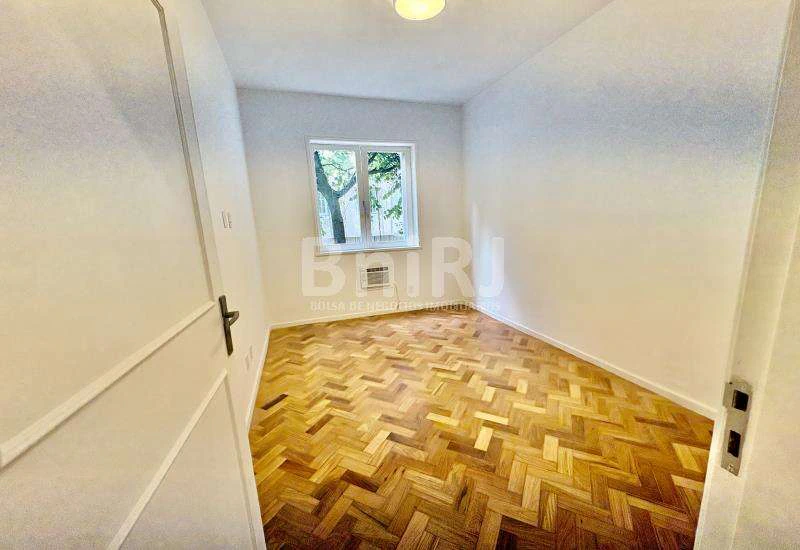 3-bedroom apartment with 1 en-suite and 2 bathrooms — photo 3