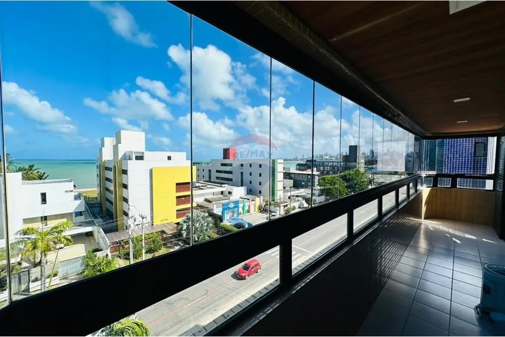 Apartamento mobiliado 217 m² com 3 suítes no 5º andar