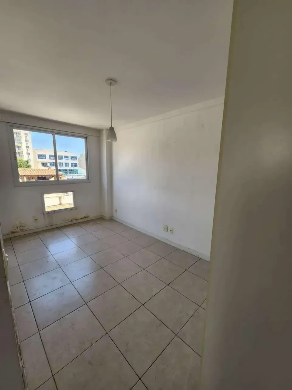 Unfurnished apartment with 2 bedrooms and 2 bathrooms — photo 6