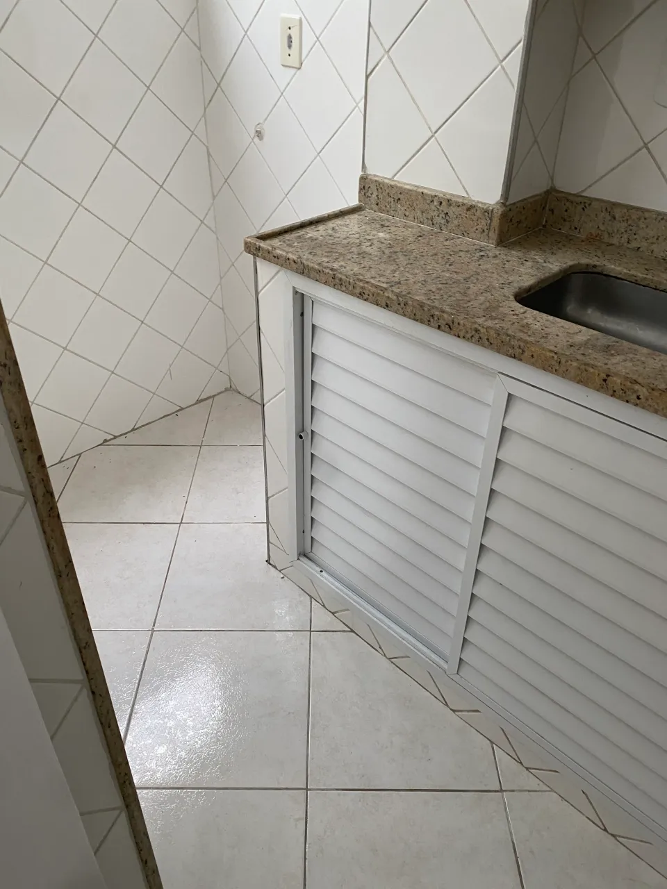 48 m² rental apartment with 2 bedrooms and 1 bathroom — photo 2