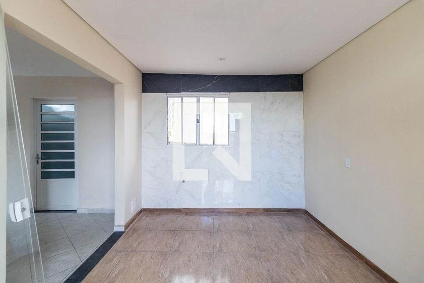 Будинок: 3 спальні, 1 з власною ванною кімнатою, 140 м² — photo 3