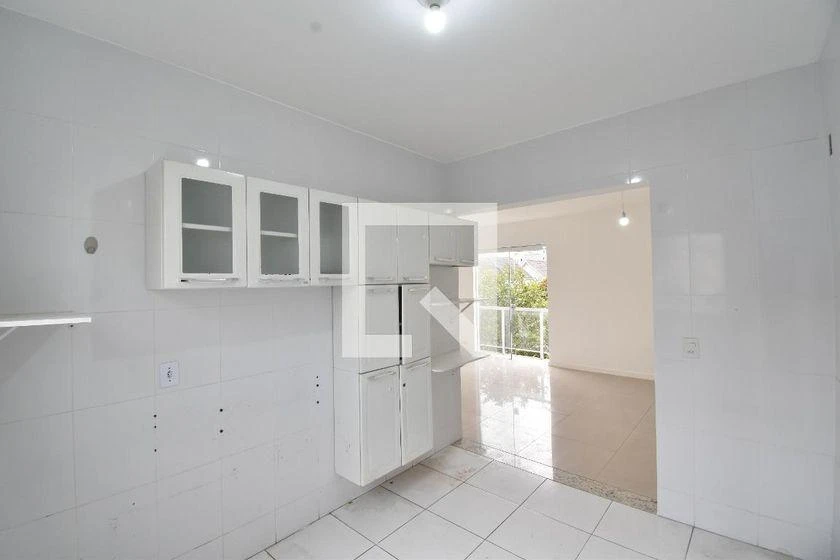 Квартира без мебели с 3 спальнями и кухней открытого плана, 96 м² — photo 22