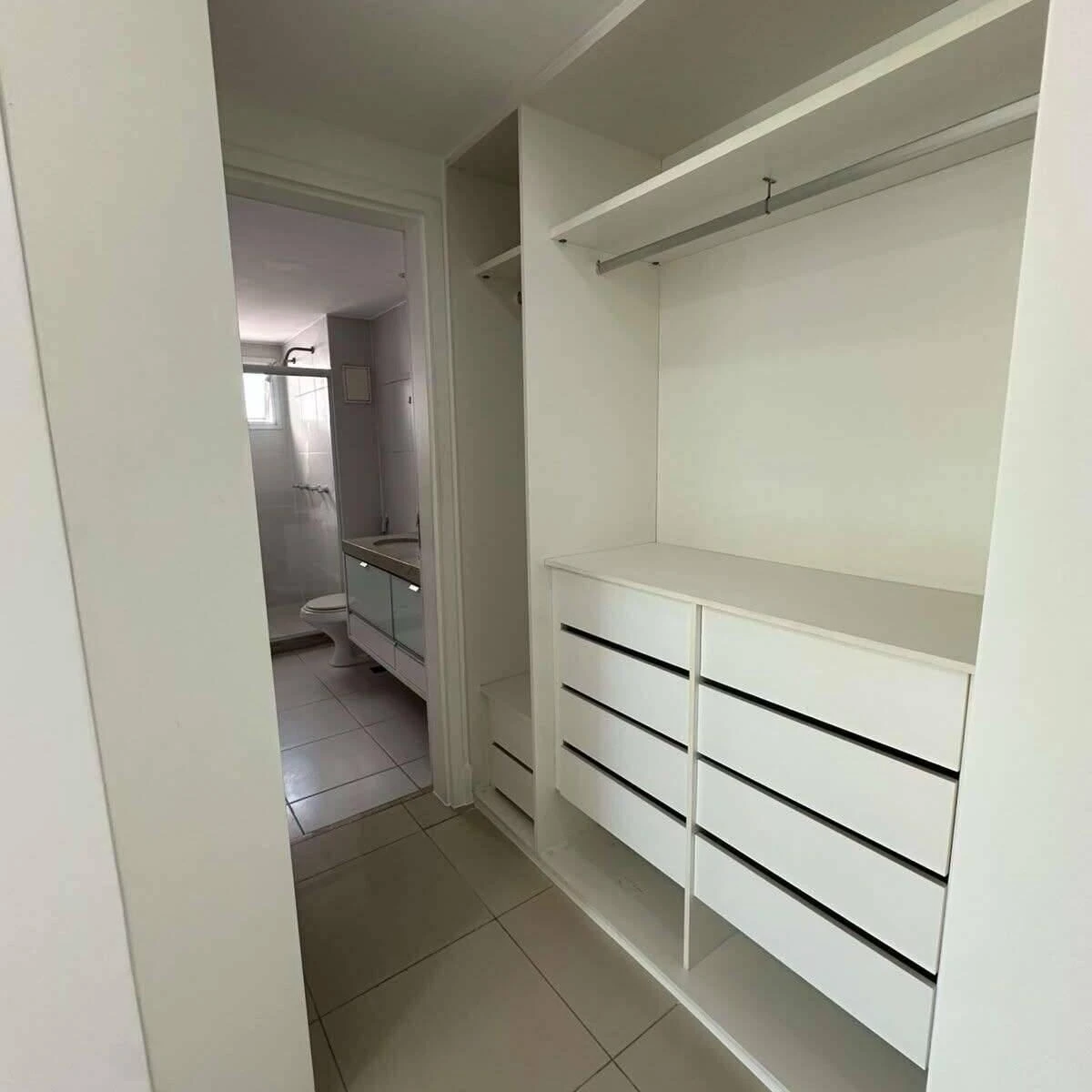 160 m² apartment with 4 bedrooms and 2 en-suites — photo 3