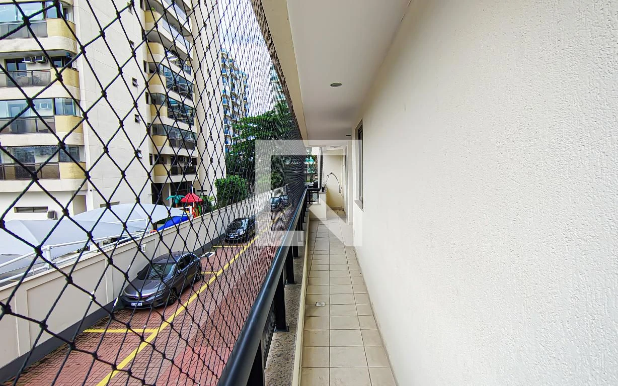 3-bedroom apartment in a building with a sauna — photo 30