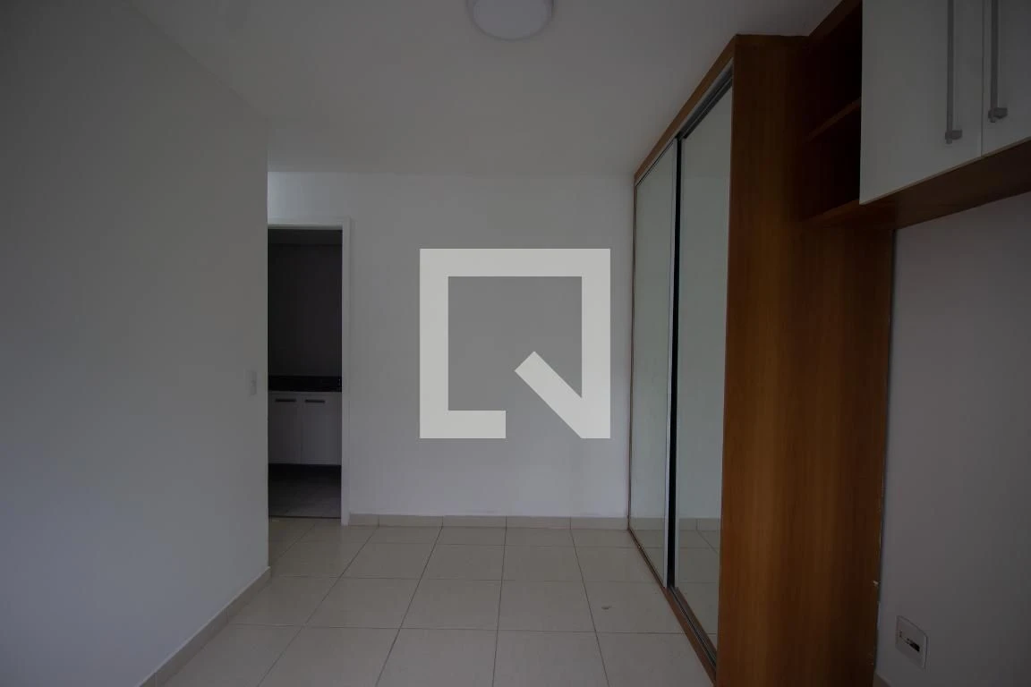 2-bedroom apartment in a building with a sauna — photo 15