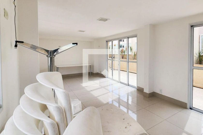 Apartment, 66 m², with a glass-enclosed balcony — photo 48