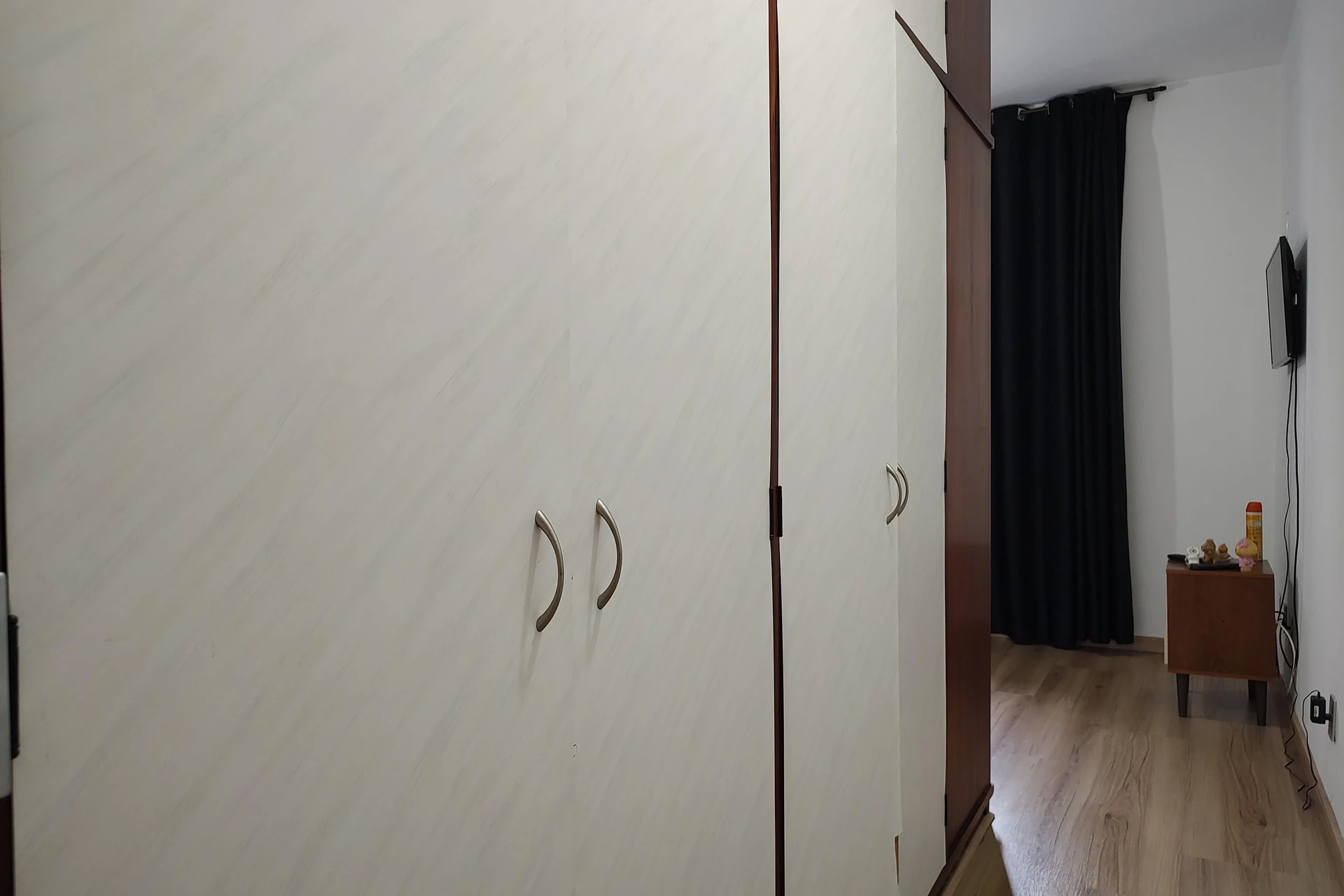 Jacuzzi y 3 dormitorios: casa de 742 m² — photo 48