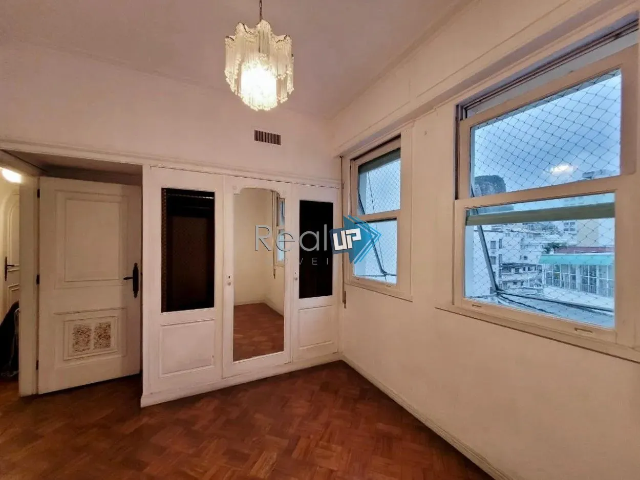 Apartamento para locação com 5 dormitórios e janelas do chão ao teto — photo 22