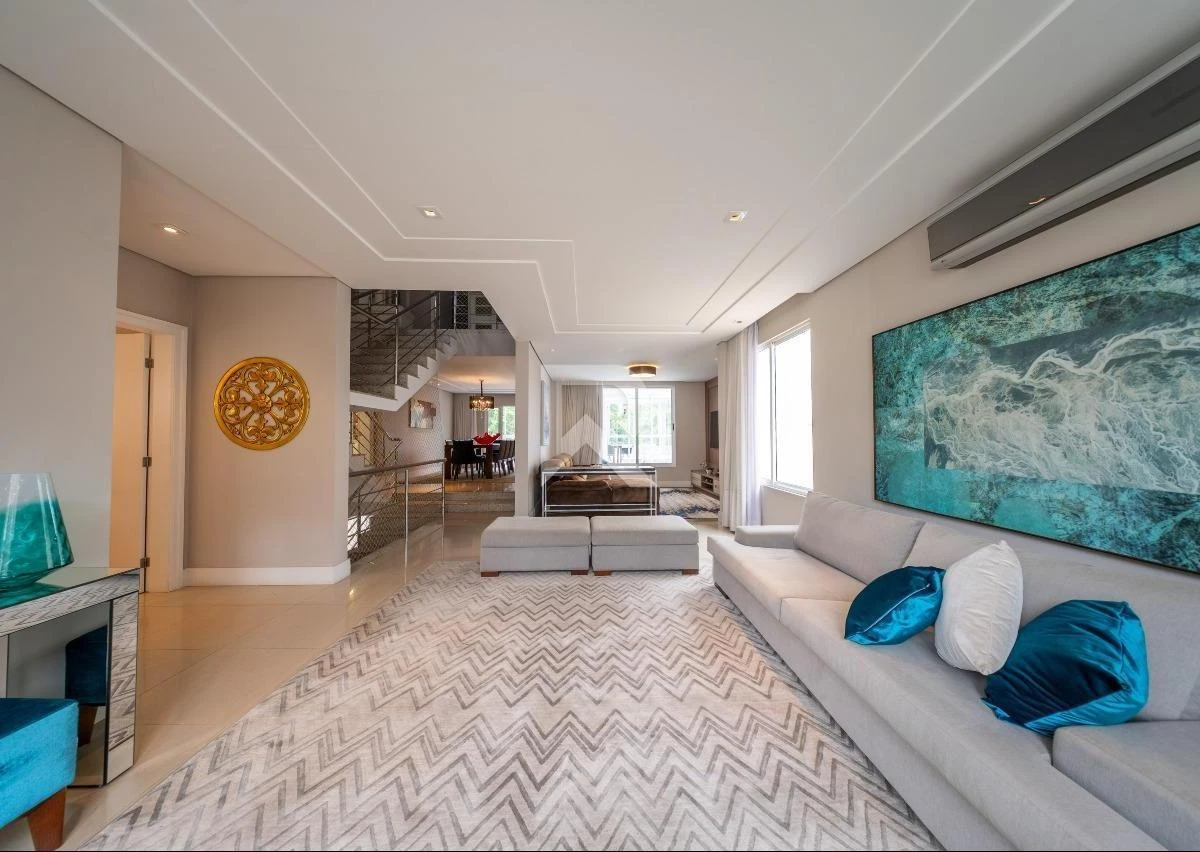 Furnished house, 400 m², with a bathtub