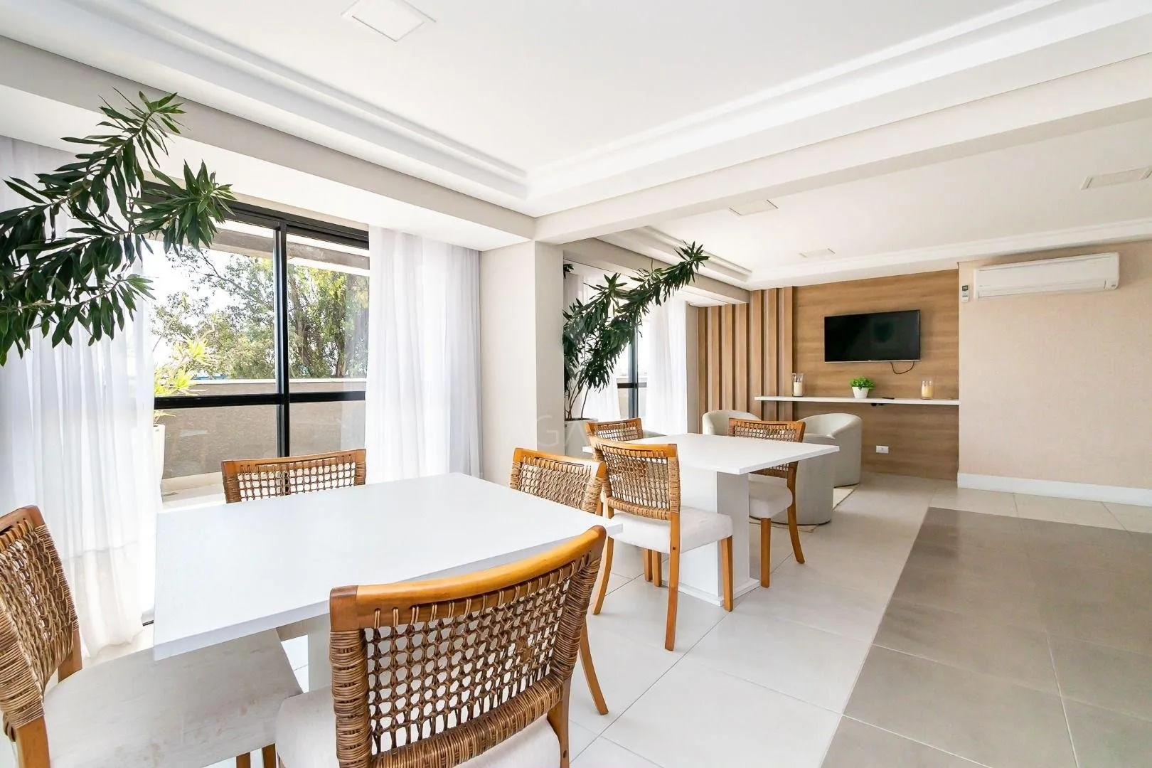 Apartamento mobiliado com 1 dormitório e 2 banheiros — photo 27